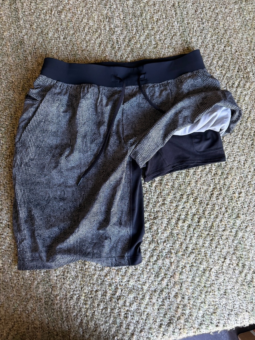 Lululemon Pace Breaker Shorts, Lined — NWOT, Grey Print, Men’s L - Picture 3 of 4